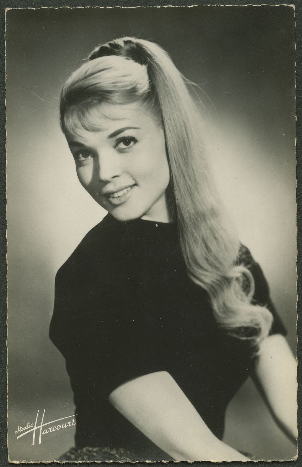 (image for) Agnes Laurent #0002